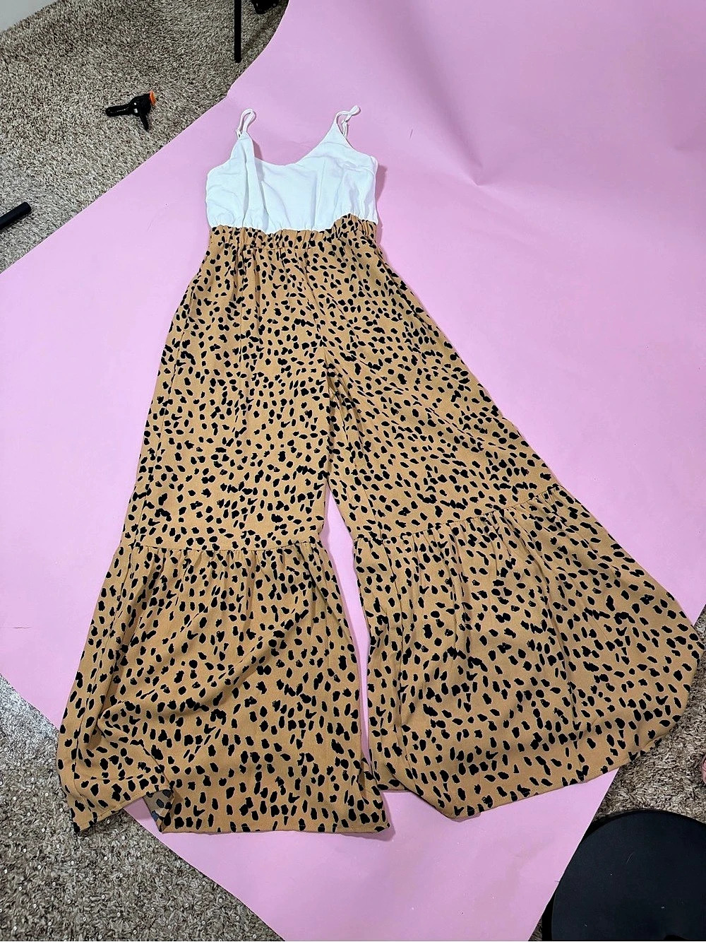 NINE TRIC Women's Brown & White Animal Print Wide Leg Jumpsuit Medium